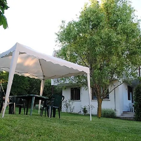 بيت ضيافة - Slavi Velika