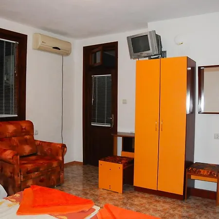 - Slavi بيت ضيافة Velika