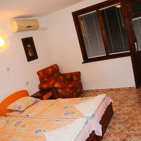 - Slavi بيت ضيافة Velika