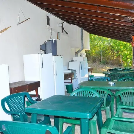 بيت ضيافة - Slavi *