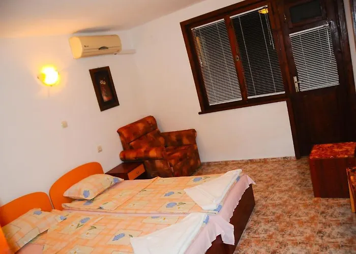 - Slavi Vendégház Velika